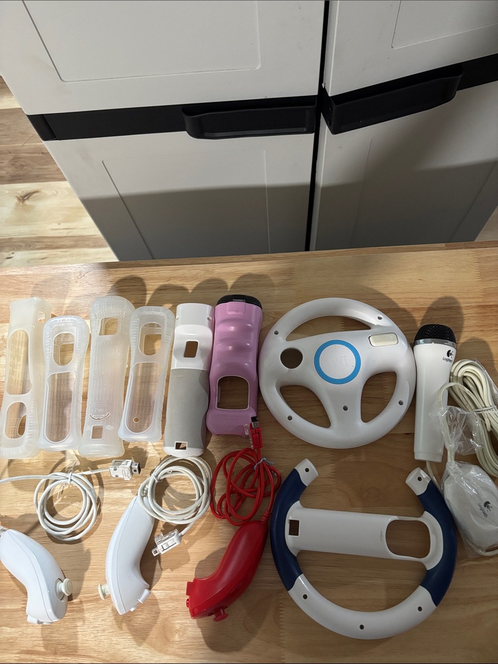 Wii Accessories bundle Controllers and more for Gaming